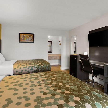 Econo Lodge White Pine Morristown I-81 & I-40 Split Екстер'єр фото