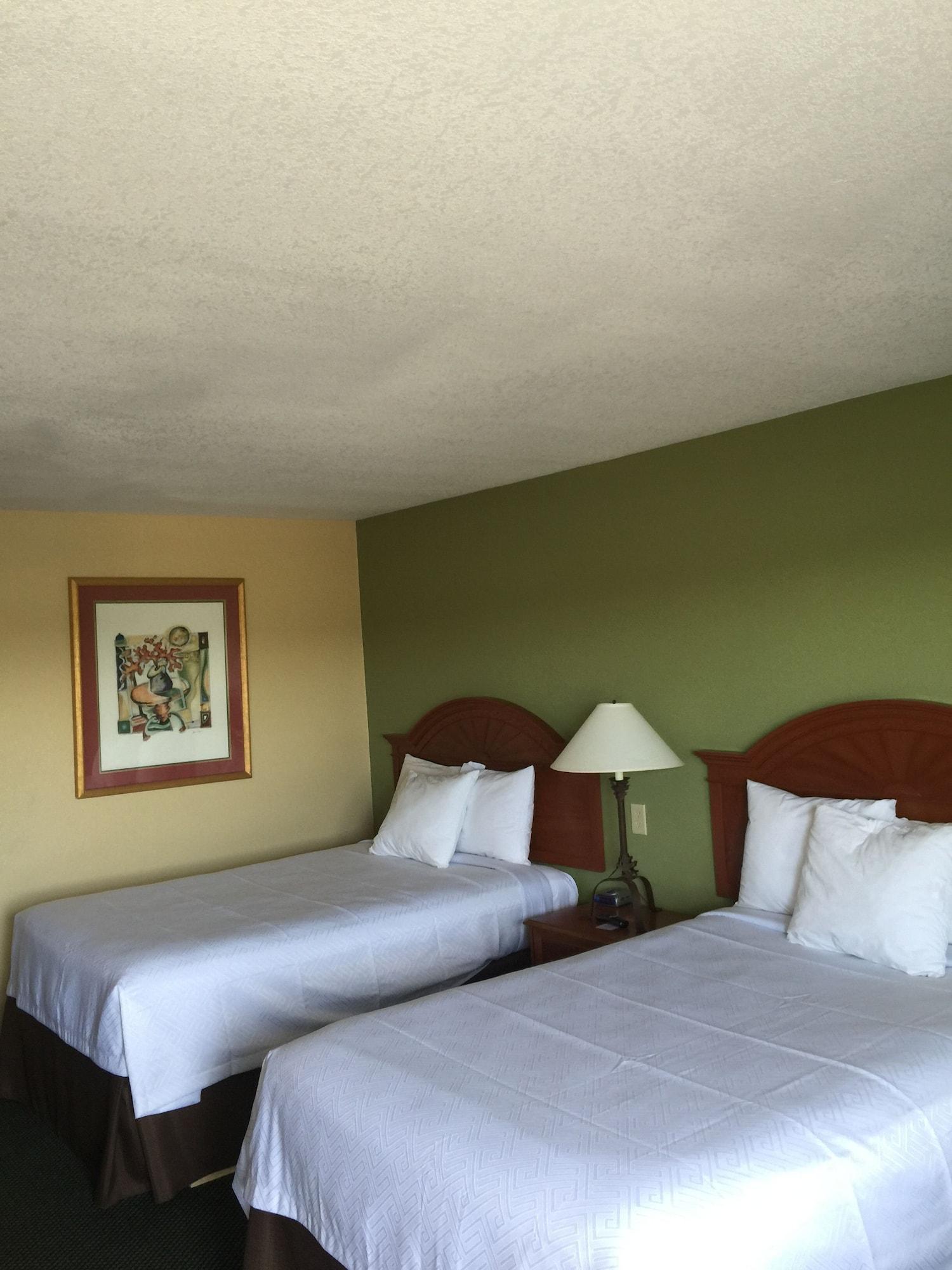 Econo Lodge White Pine Morristown I-81 & I-40 Split Екстер'єр фото