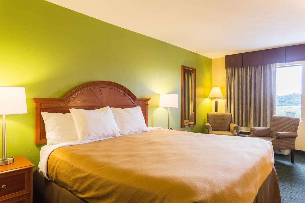 Econo Lodge White Pine Morristown I-81 & I-40 Split Екстер'єр фото
