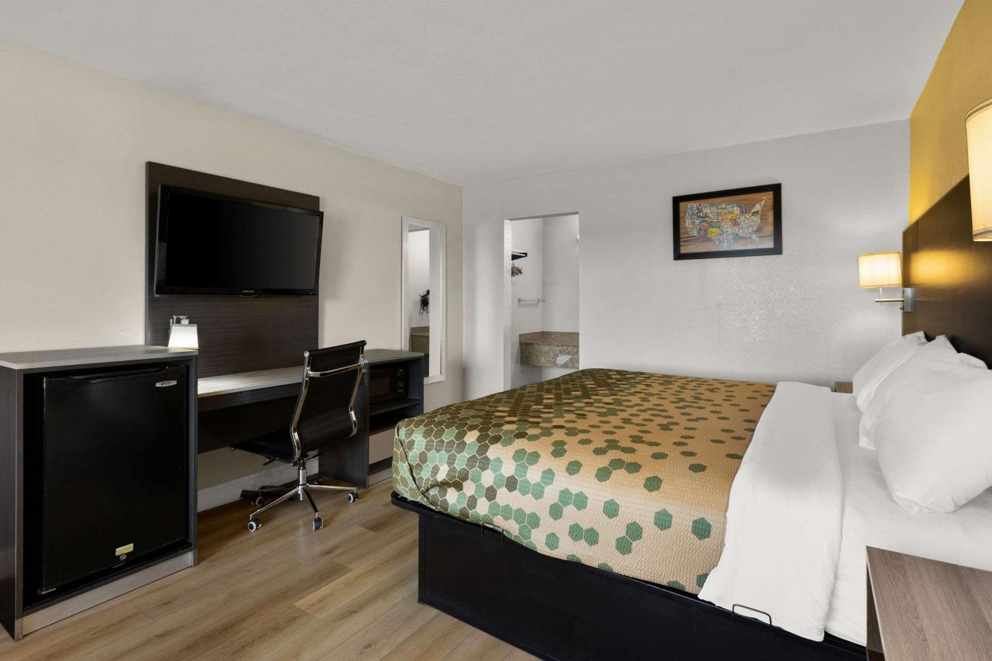 Econo Lodge White Pine Morristown I-81 & I-40 Split Екстер'єр фото