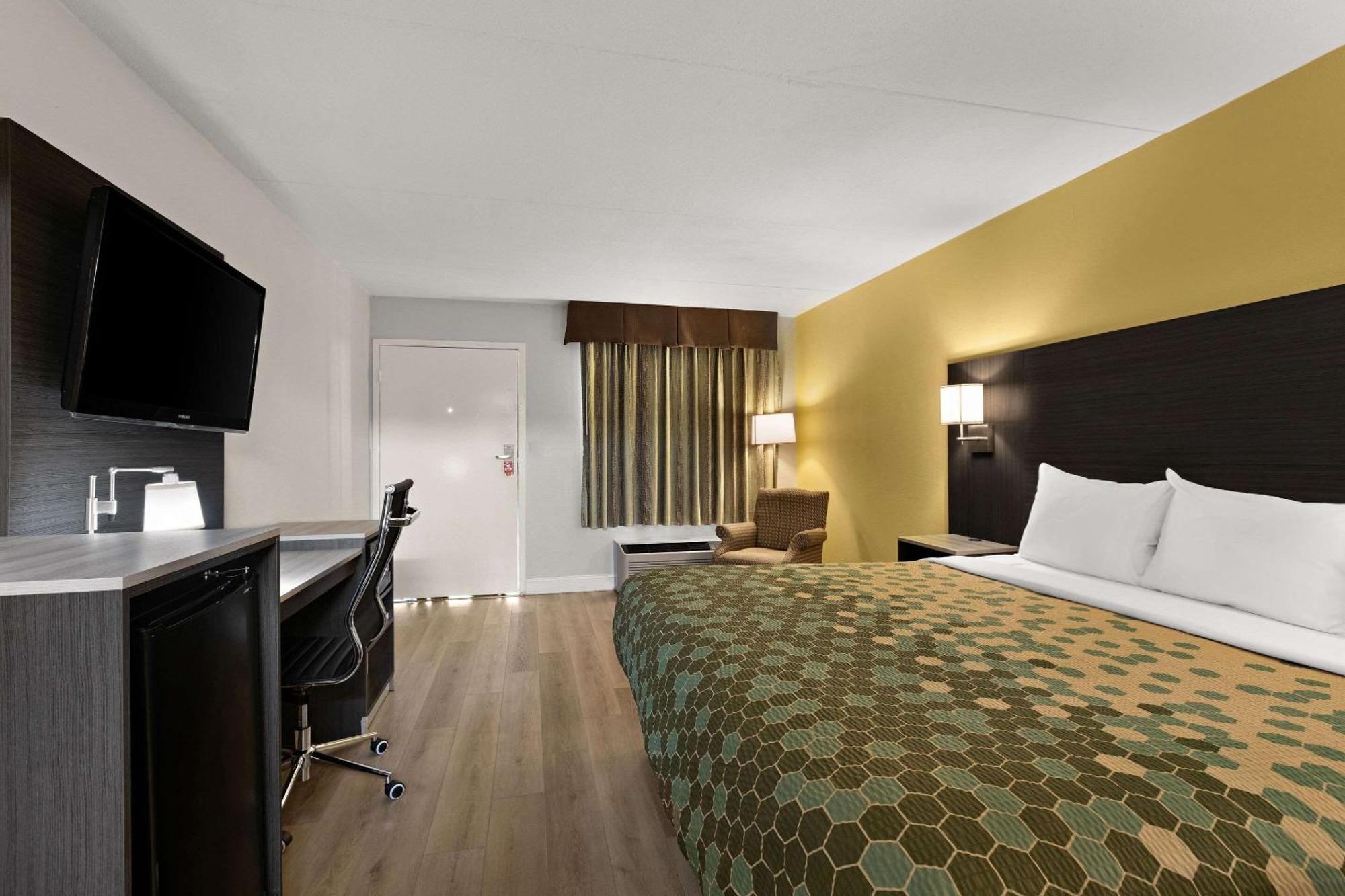 Econo Lodge White Pine Morristown I-81 & I-40 Split Екстер'єр фото