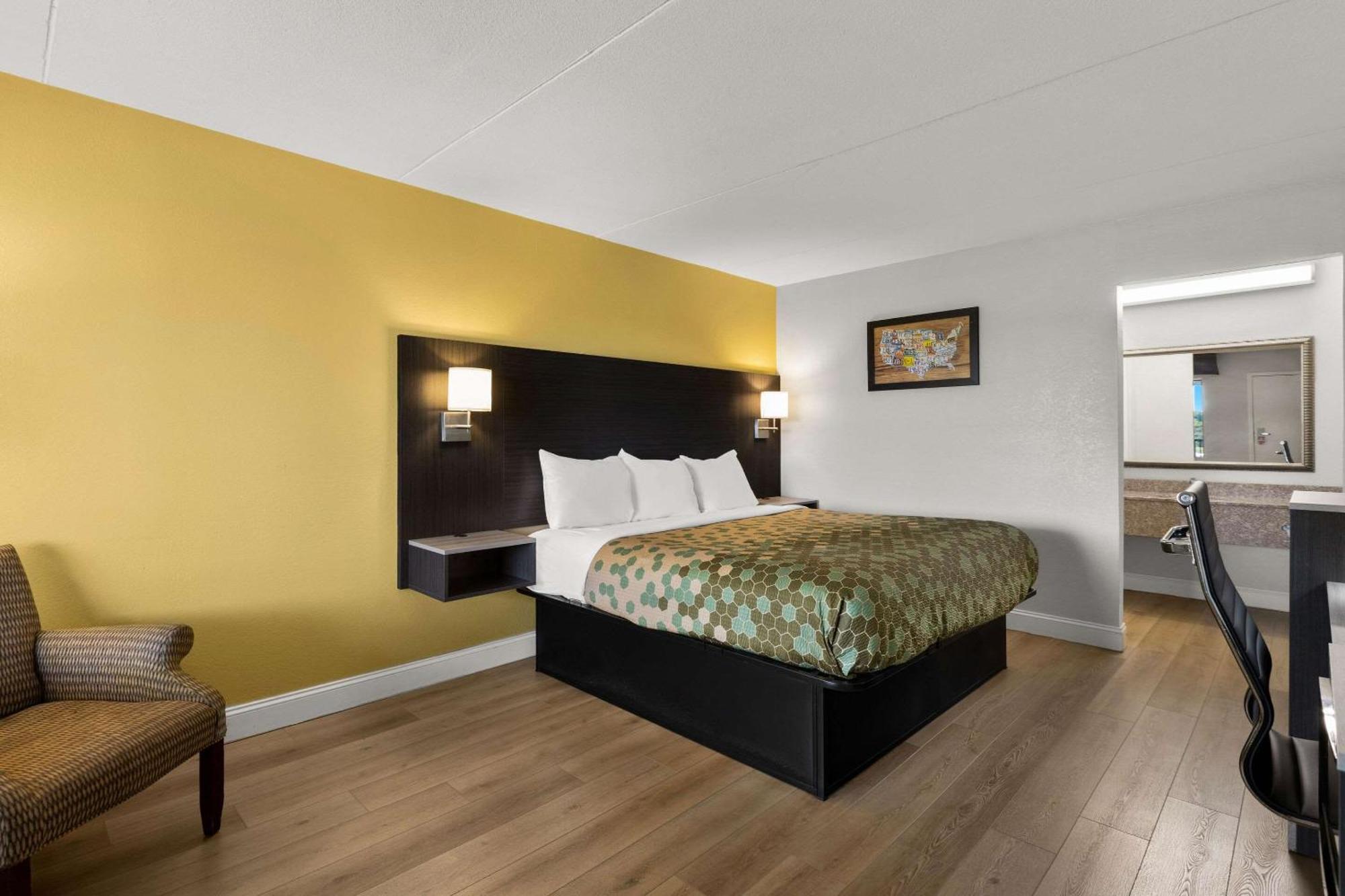 Econo Lodge White Pine Morristown I-81 & I-40 Split Екстер'єр фото